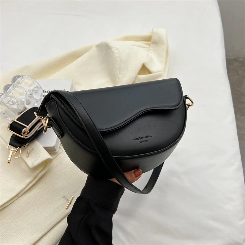 Small Leather Saddle Armpit Bags for Women Summer Chain Shoulder Crossbody Bag Ladies Vintage Underarm Handbags Woman bolsa